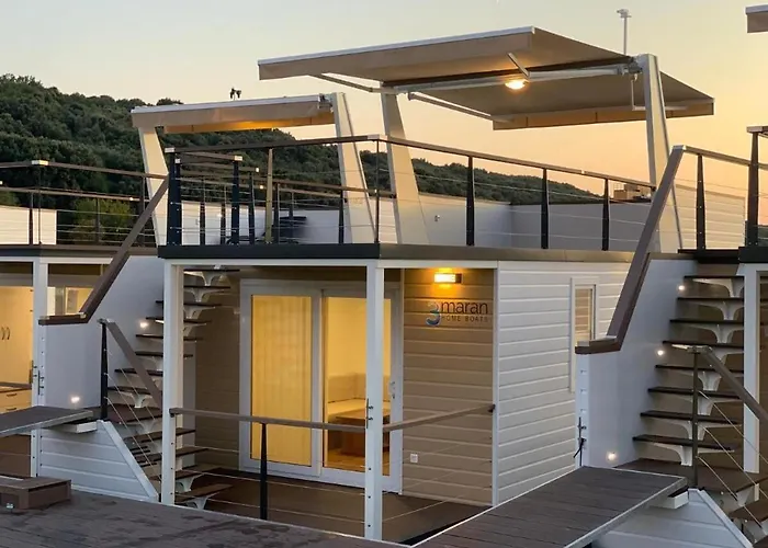 House Houseboat Gecko *